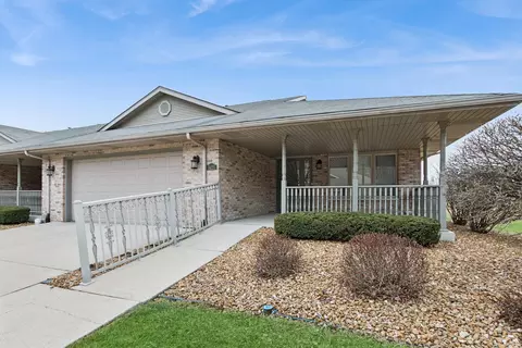 3421 Station Dr, Matteson, IL 60443