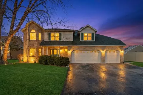 452 Pheasant Chase Dr, Bolingbrook, IL 60490