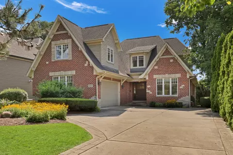 5684 Wolf Rd, Western Springs, IL 60558