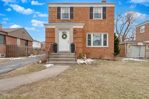 1348 Hull Ave, Westchester, IL 60154