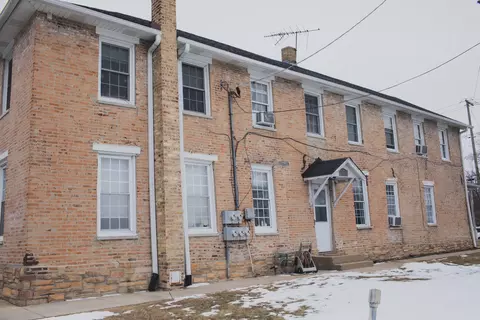3701 Spring Grove Rd, Johnsburg, IL 60051 photo 2