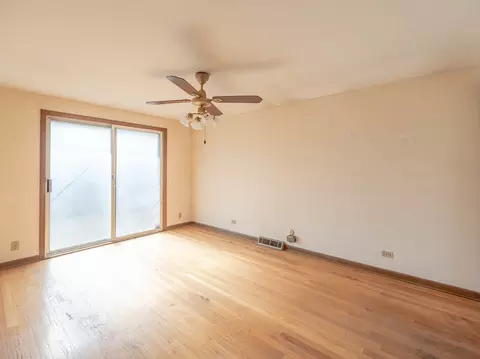 Living - 7849 80th Pl, Bridgeview, IL 60455 photo 3 of 3