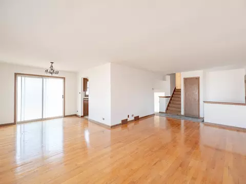 Living - 7849 80th Pl, Bridgeview, IL 60455 photo 2 of 3