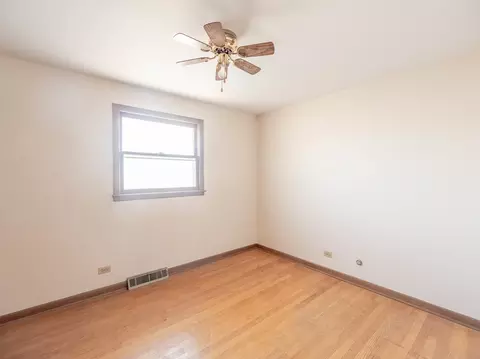 Bedroom - 7849 80th Pl, Bridgeview, IL 60455 photo 1 of 2