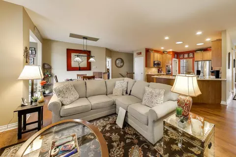 2313 Eisenhower Blvd, Mchenry, IL 60051 photo 7
