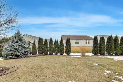 2313 Eisenhower Blvd, Mchenry, IL 60051 photo 42