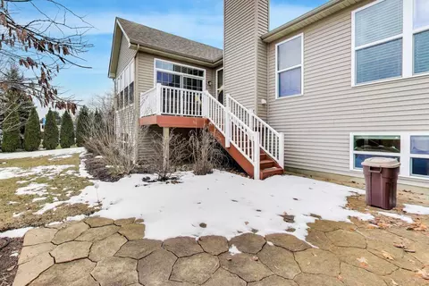 2313 Eisenhower Blvd, Mchenry, IL 60051 photo 39
