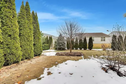 2313 Eisenhower Blvd, Mchenry, IL 60051 photo 38