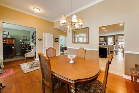 2313 Eisenhower Blvd, Mchenry, IL 60051 photo 10
