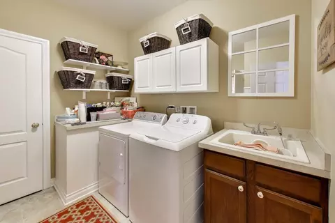 2313 Eisenhower Blvd, Mchenry, IL 60051 photo 31