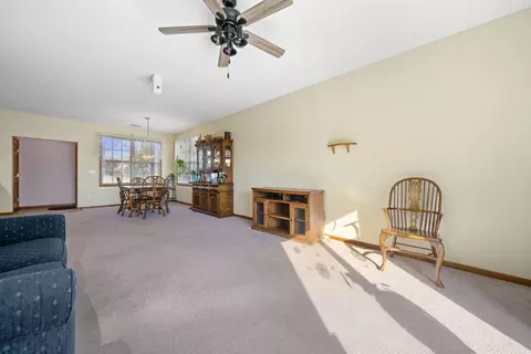 Living - Undisclosed, Roscoe, IL 61073 photo 1 of 3