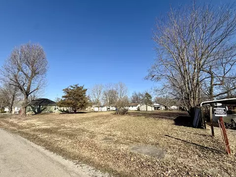 500 S 28th St, Herrin, IL 62948 photo 3