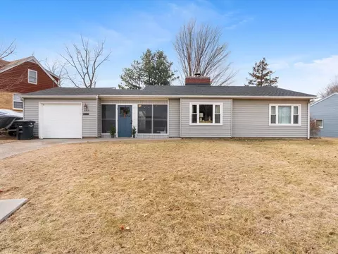 2414 28th Ave, Rock Island, IL 61201