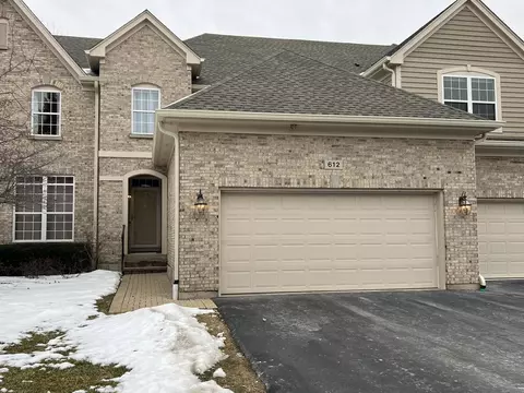 612 Stone Canyon Cir, Inverness, IL 60010