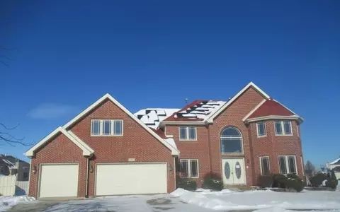 19920 Erika Ct, Lynwood, IL 60411