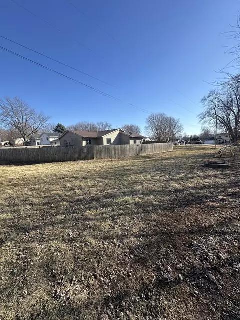 902 E Washington St, Le Roy, IL 61752 photo 20