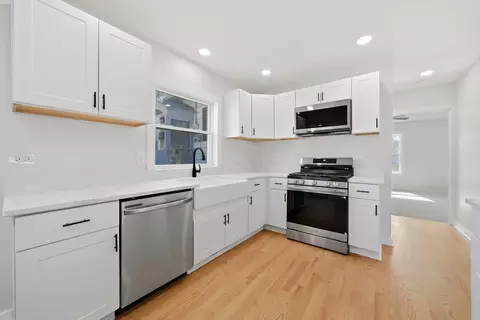 Kitchen - 217 E 11th St, Lockport, IL 60441 photo 4 of 5