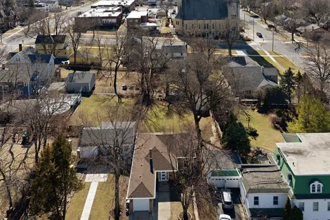 View/Area - 217 E 11th St, Lockport, IL 60441 photo 5 of 5