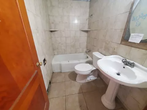 Bath - 311 54th St, Moline, IL 61265 photo 2 of 2
