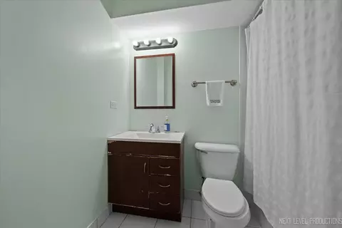 Bath - 292 Shadowbend Dr #292, Wheeling, IL 60090 photo 3 of 3