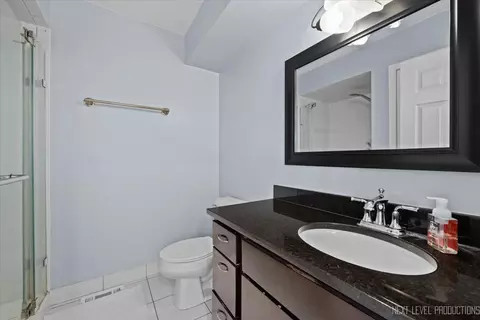 Bath - 292 Shadowbend Dr #292, Wheeling, IL 60090 photo 2 of 3
