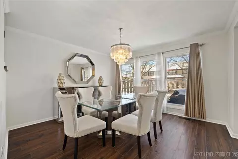Dining - 292 Shadowbend Dr #292, Wheeling, IL 60090 photo 1 of 4