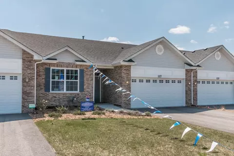 456 Ridge Ln, Bolingbrook, IL 60440