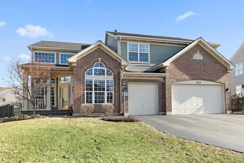 2313 Barrett Dr, Algonquin, IL 60102
