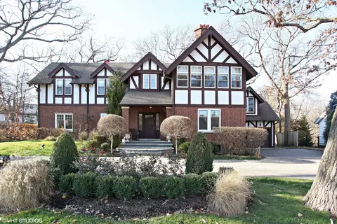 285 Linden Park Pl, Highland Park, IL 60035