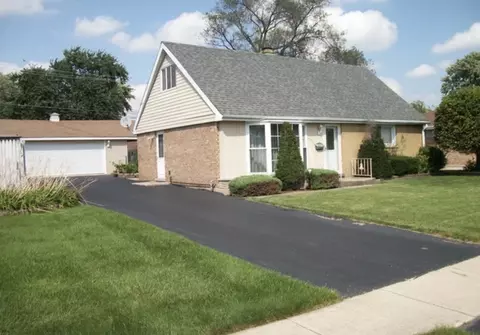 6932 W 91st St, Bridgeview, IL 60455 photo 2