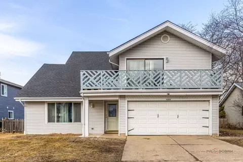 1261 Hialeah Ln, Hanover Park, IL 60133