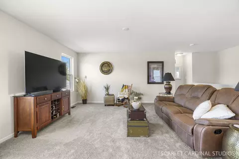 Living - 1911 Pauline Pl, Plano, IL 60545 photo 1 of 1