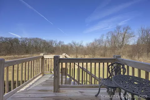 Exterior - 1911 Pauline Pl, Plano, IL 60545 photo 3 of 5