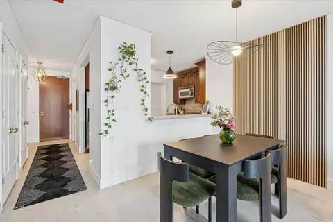Dining - 420 E Waterside Dr #509, Chicago, IL 60601 photo 1 of 1