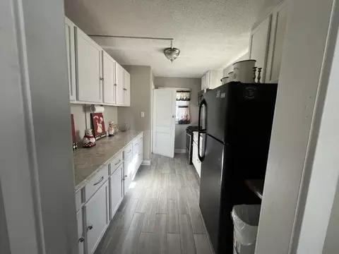 Kitchen - 838 Glidden Ave, Dekalb, IL 60115 photo 1 of 2