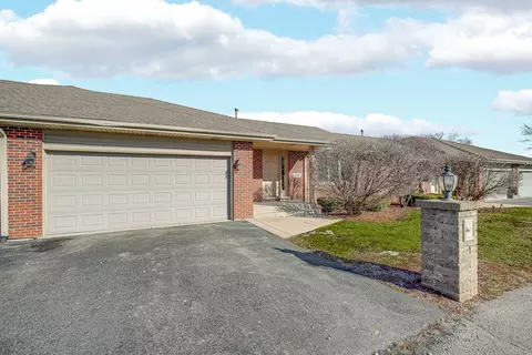 4742 W Orchard View Ct, Alsip, IL 60803