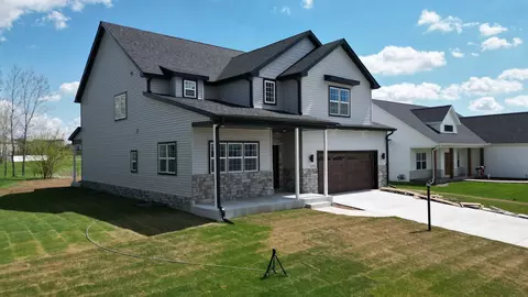 1306 Roberto Rd, Mahomet, IL 61853