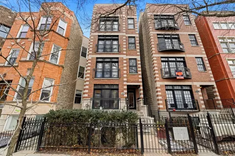 3537 N Reta Ave #4, Chicago, IL 60657