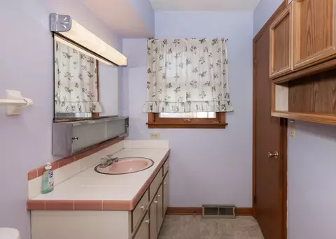 5418 11th Ave B, Moline, IL 61265 photo 18