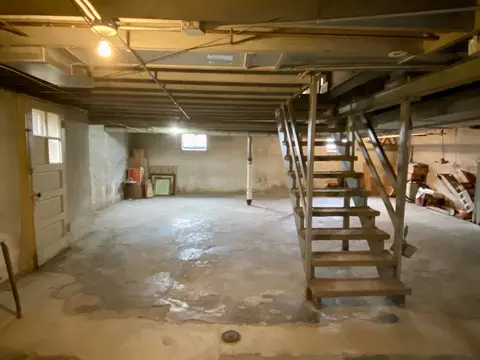Other - 556 Orchard Ct, Des Plaines, IL 60016 photo 2 of 5