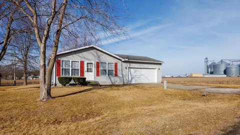 113 N 2nd St, Mclean, IL 61754 photo 33
