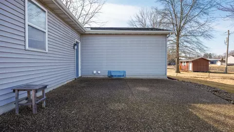 113 N 2nd St, Mclean, IL 61754 photo 32