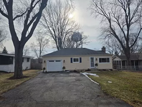 4219 Ponca St, Mchenry, IL 60050