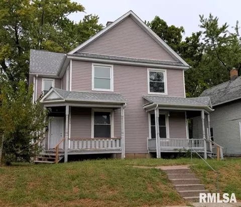 824 W 14th St, Davenport, IA 52804