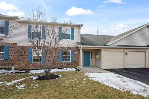 1288 N Red Oak Cir #3, Round Lake Beach, IL 60073
