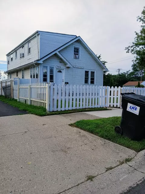 1919 16th St, North Chicago, IL 60064