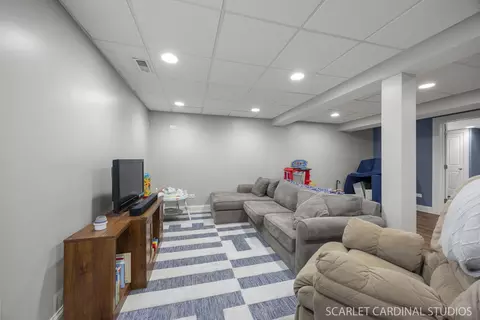 Living - 2801 Crested Butte Trl, Plainfield, IL 60586 photo 3 of 3