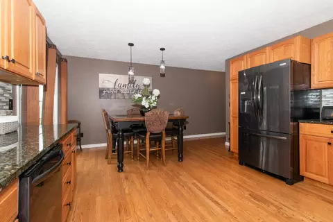 Kitchen - 2297 Corrigan Way, Normal, IL 61761 photo 4 of 5
