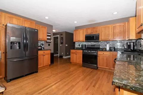 Kitchen - 2297 Corrigan Way, Normal, IL 61761 photo 3 of 5