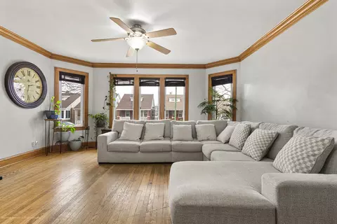 Living - 2714 N Mango Ave, Chicago, IL 60639 photo 2 of 5